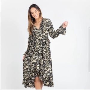 Kittenish city chic wrap dress NWOT